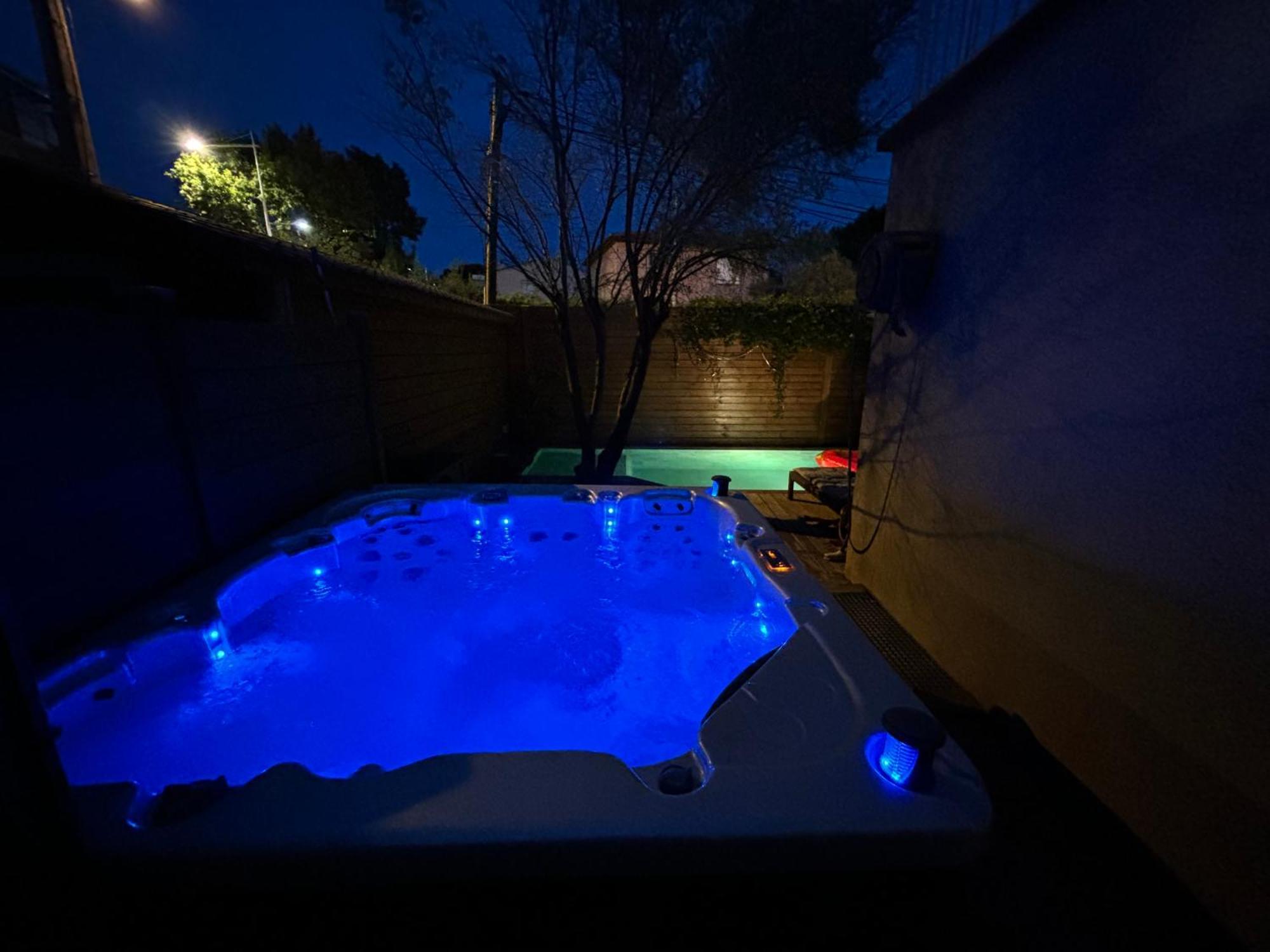 Maison Avec Piscine Et Jacuzzi Proche Des Plages ツーロン エクステリア 写真